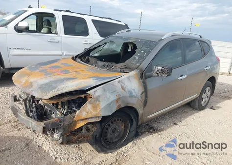 2014 Nissan Rogue Select S z USA, uszkodzony, nr VIN JN8AS5MT3EW622844